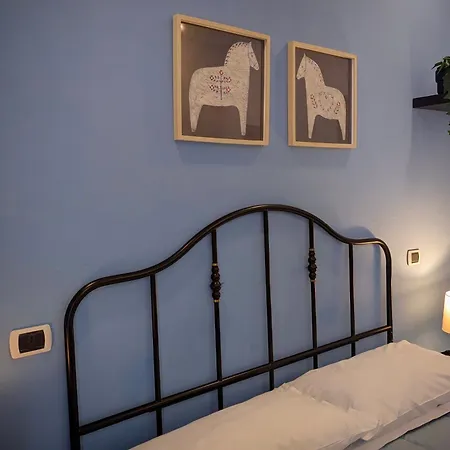 La Dell'amore 3* Napels