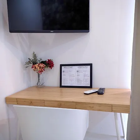 La Dell'amore 4* Neapel