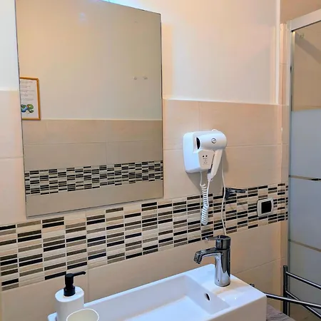 La Dell'amore 4* Neapel