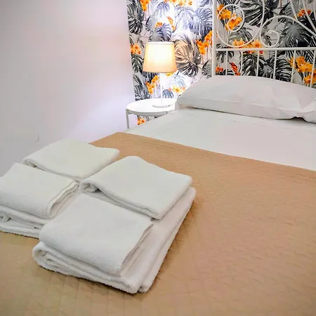 La Dell'amore 4* Neapel