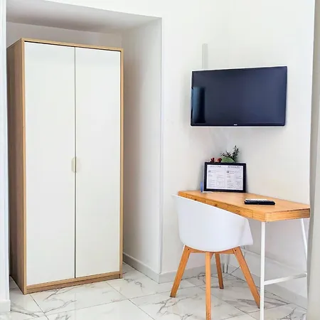 La Dell'amore 4* Neapel